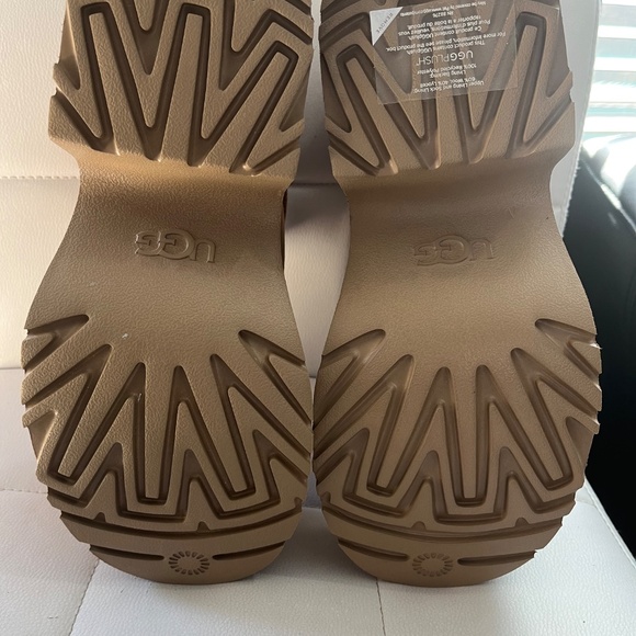 UGG Women’s Classic Ultra Mini Heights Boots NEW without Tags - Picture 8 of 9